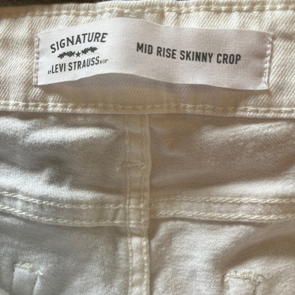 Levi’s size 12 - mid rise, skinny, cropped jeans in EUC - Picture 3 of 8